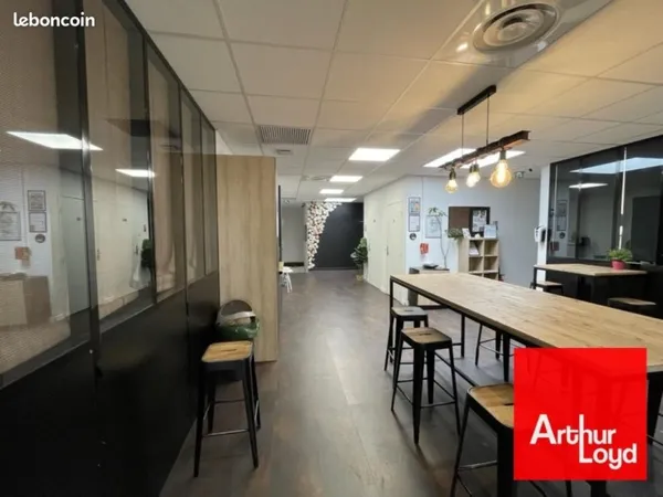 Bureaux 400 m²
