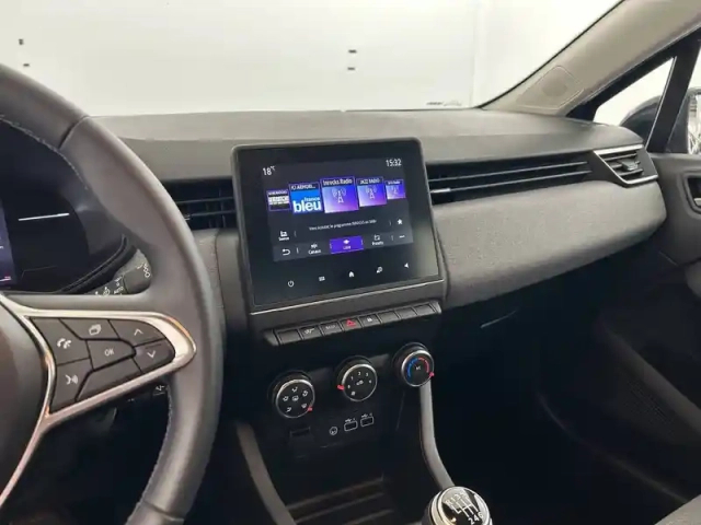 Renault Clio blue dci 100 ch gsr2 — photo 21