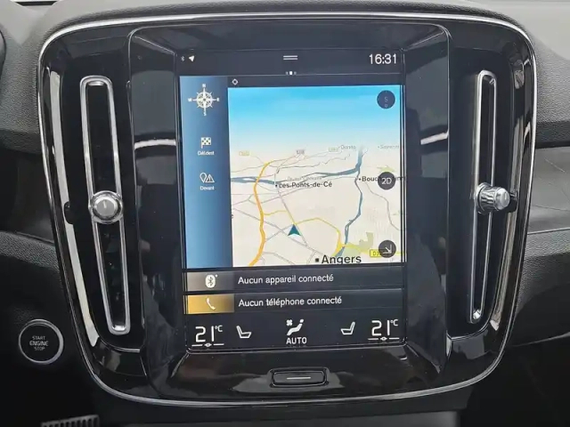 Volvo Xc40 t5 recharge 180+82 ch dct7 — photo 30