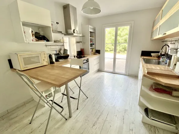 Maison 7 pièces 195 m²