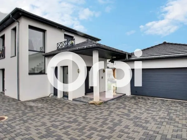Maison 6 pièces 193 m²