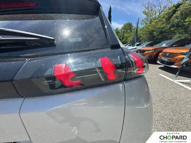 Peugeot 2008 electrique 136 ch — photo 23