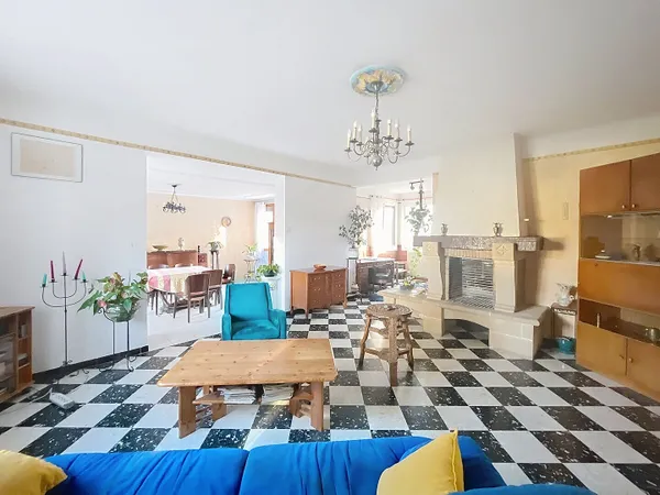 Maison 6 pièces 162 m²