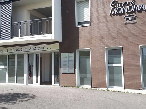 Bureaux 4 pièces 159 m²