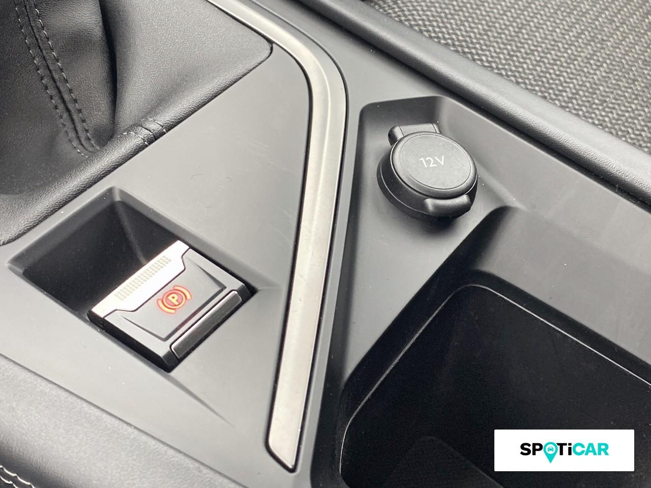 Peugeot 308 1.2 puretech 130ch s&s allure pack — photo 19