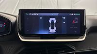 Peugeot 2008 1.2 100ch S&S Allure — photo 28