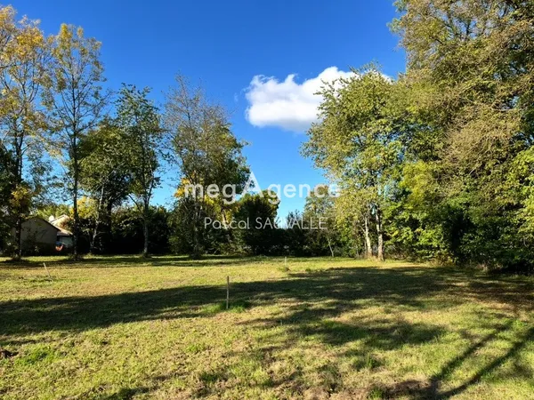 Terrain à bâtir de 2277m2