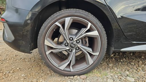 Audi A3 Sportback 1.5 TFSI 150 Mild Hybrid S-Tronic 7 - S Line – 2024 – 65485 km – Hybride essence – Boîte Automatique — photo 44