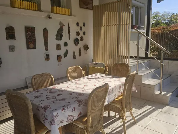 GIVRY MAISON FAMILIALE 4 CHAMBRES