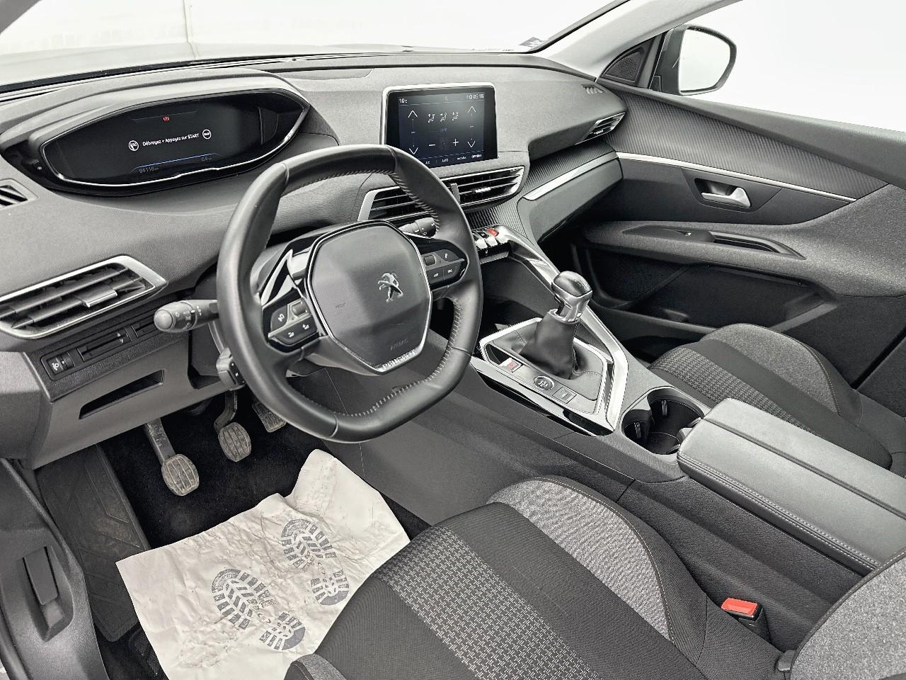 Peugeot 3008 puretech 130ch s&s bvm6 active pack — photo 9