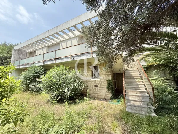 Maison 12 pièces 383 m²