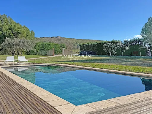 Maison 6 pièces 200 m²