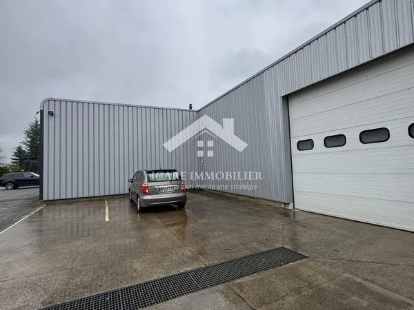 Local 913 m² Wittenheim