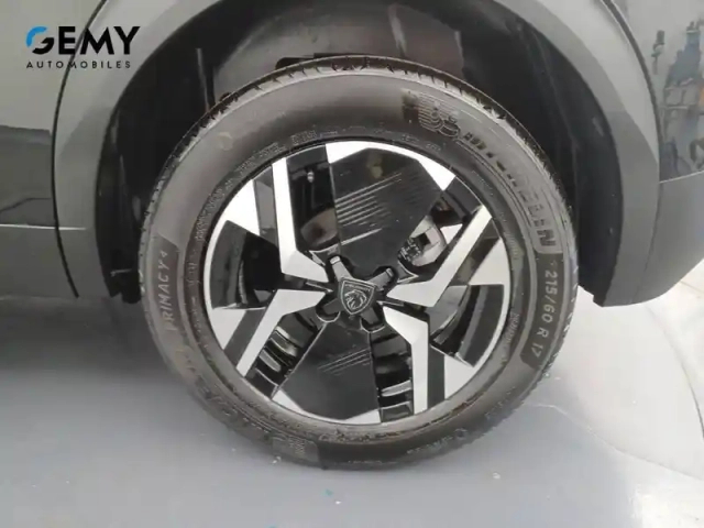 Peugeot 2008 hybrid 145 e-dcs6 — photo 11