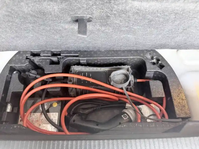 Peugeot 2008 electrique 136 ch — photo 47