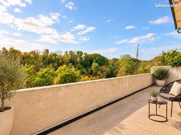Appartement meublé 56m² - terrasse - centre Avallon - idéal investisseur