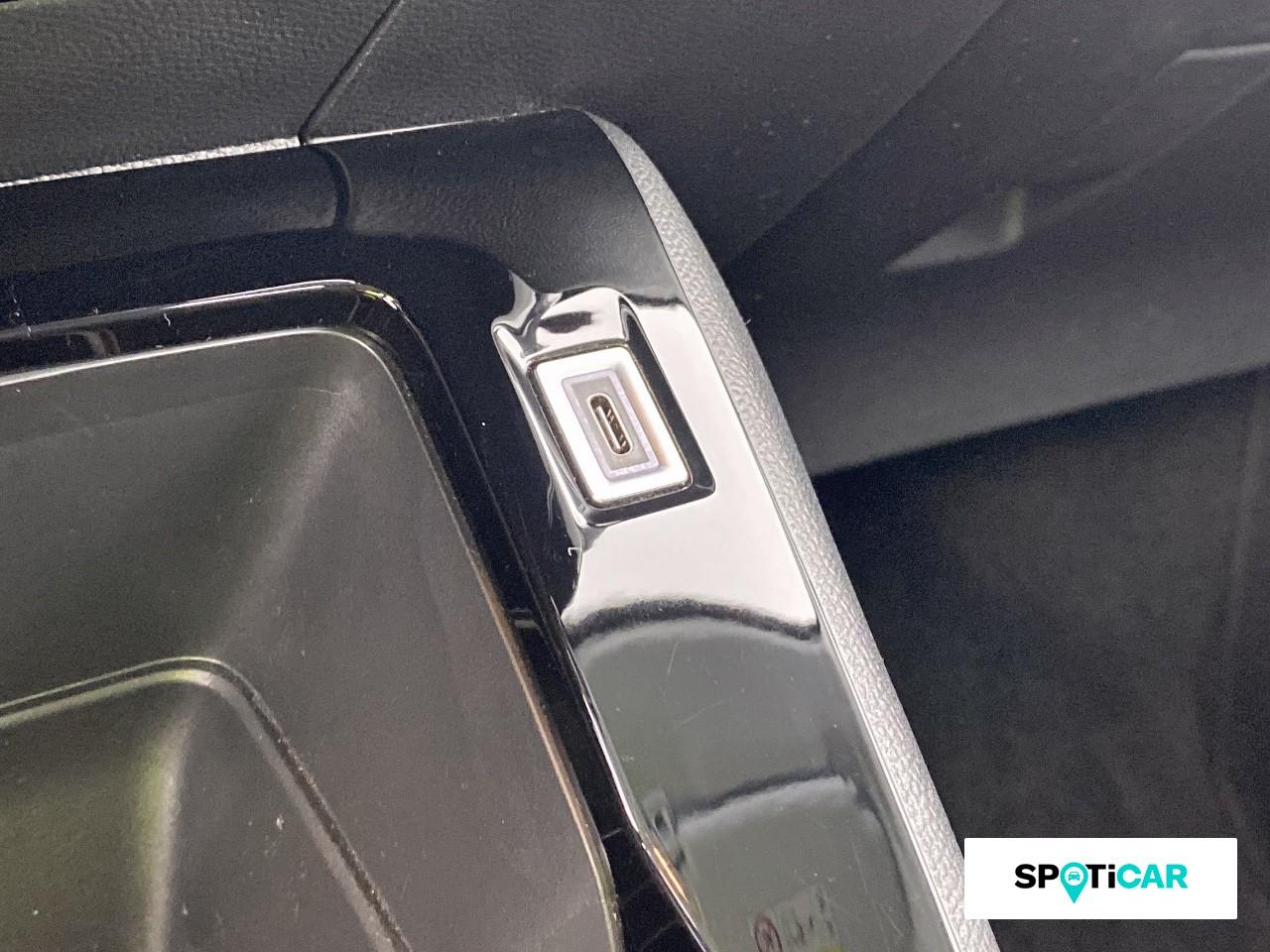 Peugeot 208 1.2 hybrid 110ch style e-dcs6 — photo 16