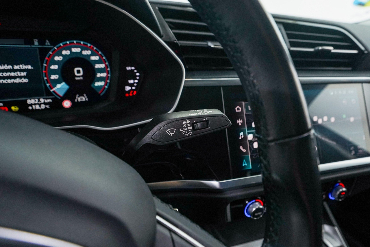 Audi Q3 — photo 22