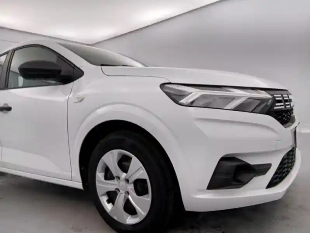 Dacia Sandero eco-g 100 essential — photo 11