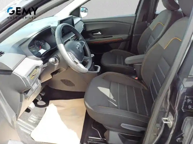 Dacia Sandero eco-g 100 - 22 — photo 9