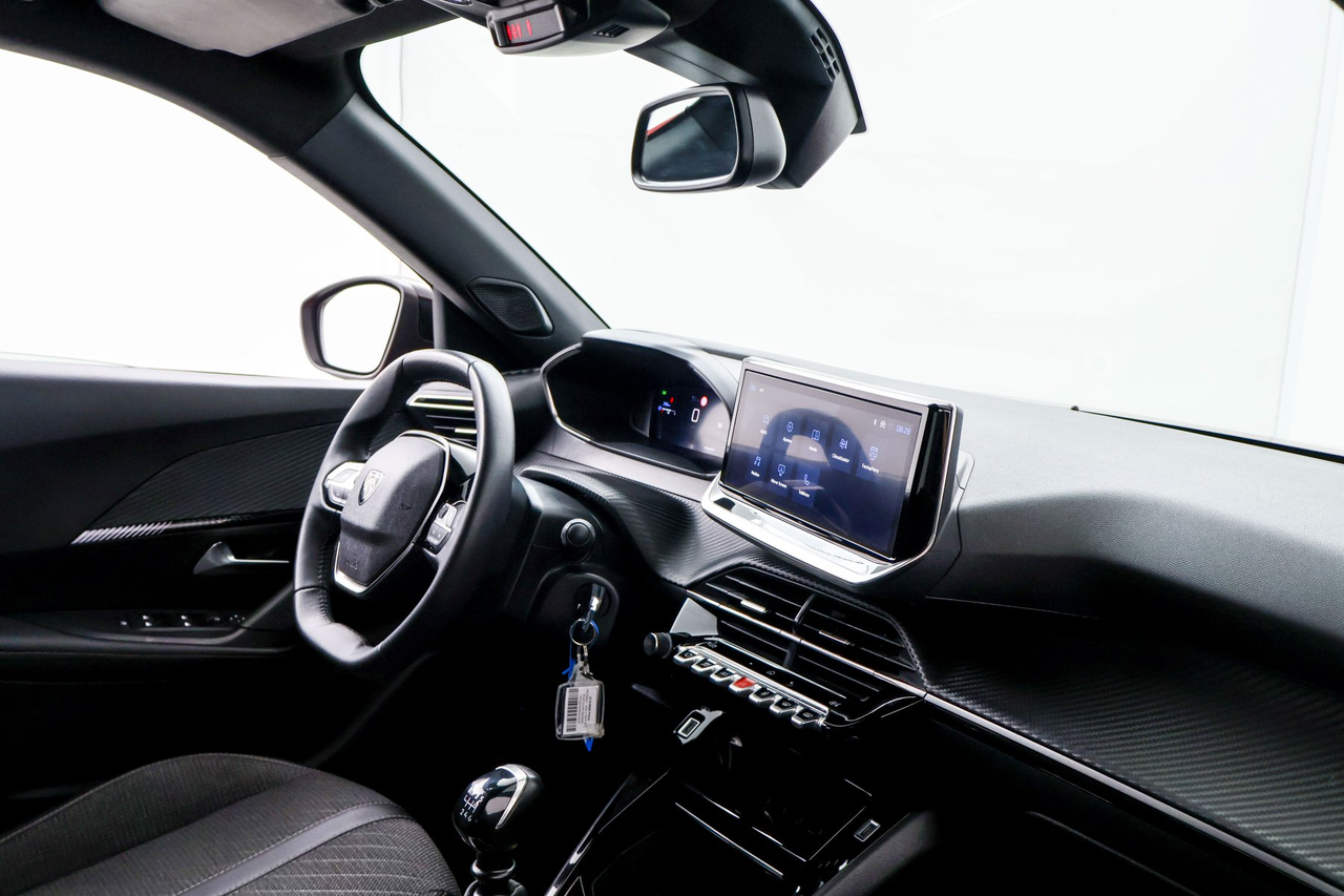 Peugeot 2008 — photo 31