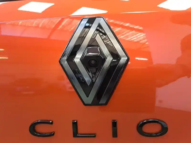 Renault Clio tce 90 — photo 13