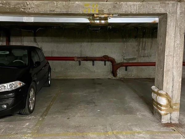 Parking sécurisé sous sol - Montreuil - Croix de Chavaux