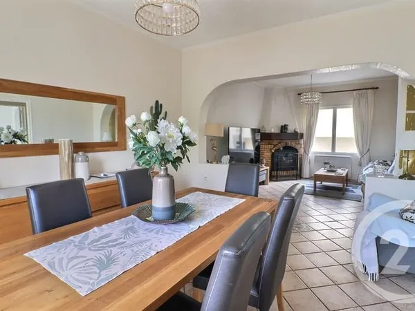 Maison 6 pièces 150 m²