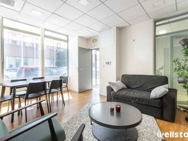 Local 120 m²