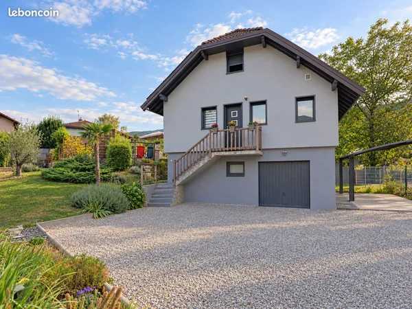 Particulier vend maison à Châtillon-en-Michaille