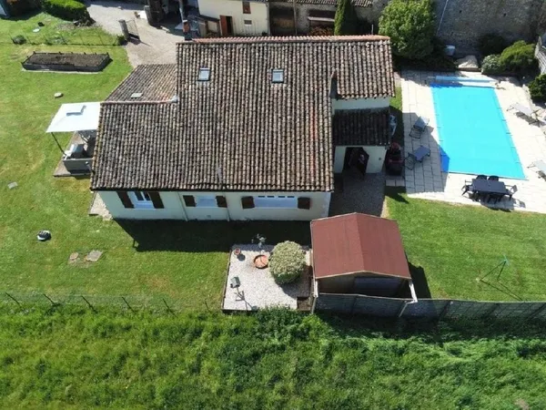 Maison Vente Sauzé-Vaussais 6p 166m² 186150€