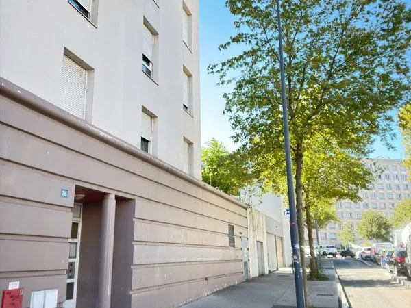 T3 à louer au métro Cusset à Villeurbanne