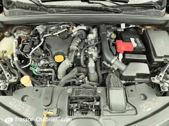 Renault Captur blue dci 115 edc intens — photo 29