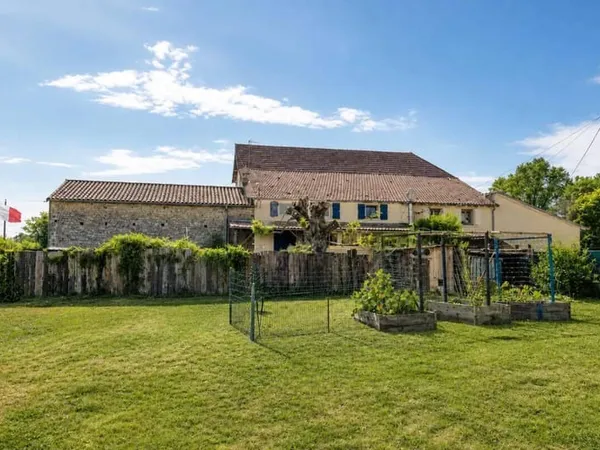 Maison 7 pièces 267 m²