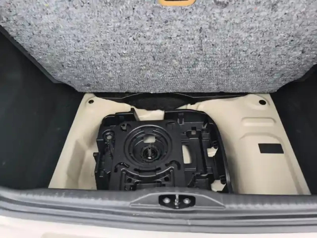 Citroën C3 bluehdi 100 ch bvm6 plus — photo 27