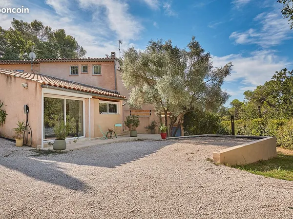 Maison 5 pièces 130 m²