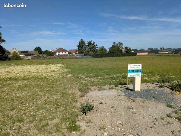 Terrain 1480 m² Saint-Pourçain-sur-Sioule