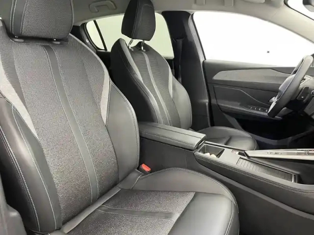Peugeot 308 bluehdi 130ch s&amp;s eat8 — photo 27