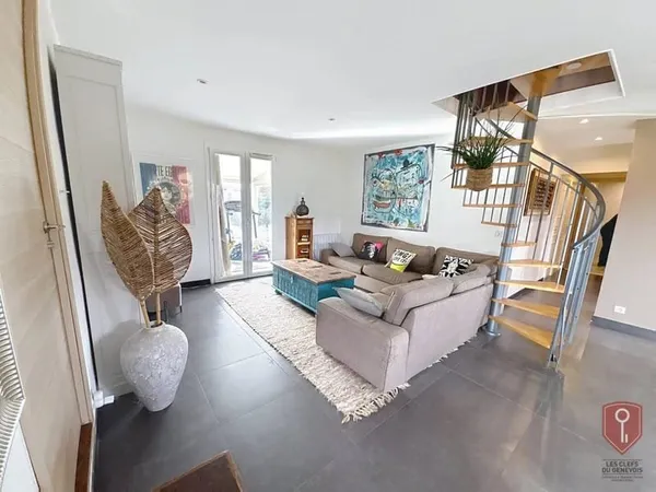 Maison 7 pièces 167 m²