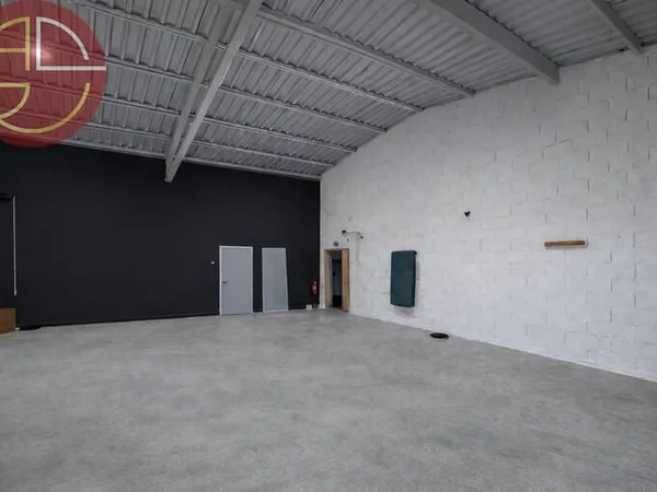 Local d’activité et entrepôt Vente Plaisance-du-Touch 485m² 609000€