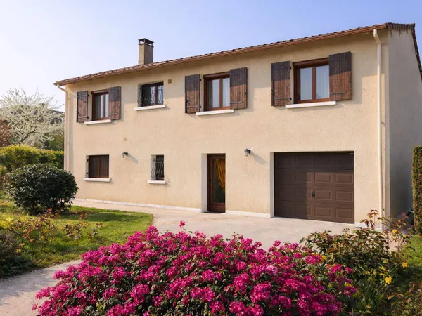 Maison de ville 8 pièces 130 m²