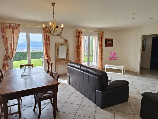Le Péage de Roussillon maison sur sous sol complet 129m2 hab