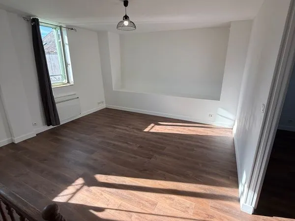 Appartement T2 centre ville - NON MEUBLÉ
