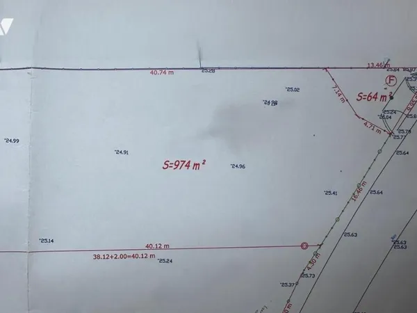 Terrain 974 m²