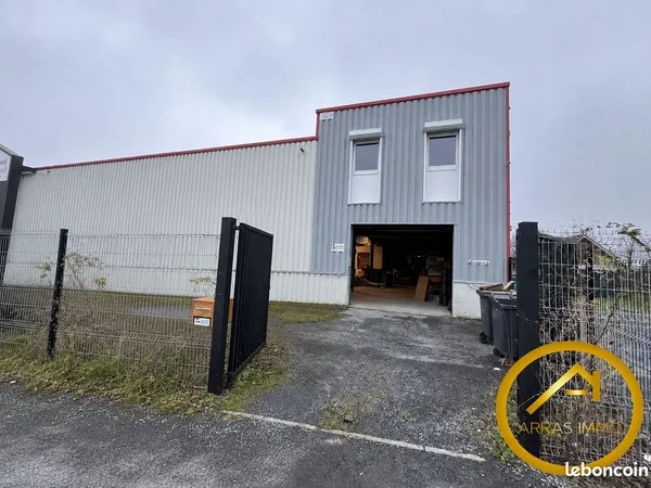 Local 200 m² Sains-en-Gohelle