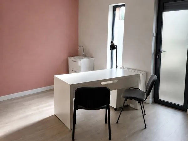 Location bureau climatisé dans maison médicale