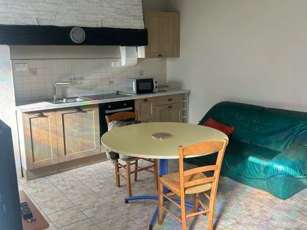 T1 bis avec chambre séparée Neuillé centre