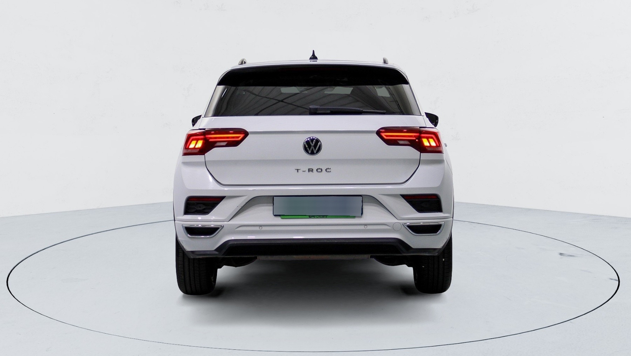 Volkswagen T-Roc — photo 4