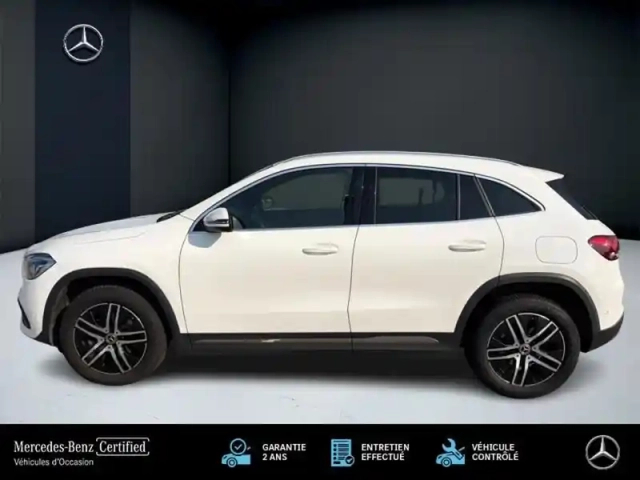 Mercedes Gla 200 d progressive line — photo 2