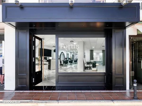 Local commercial 48 m² Paris 12ème